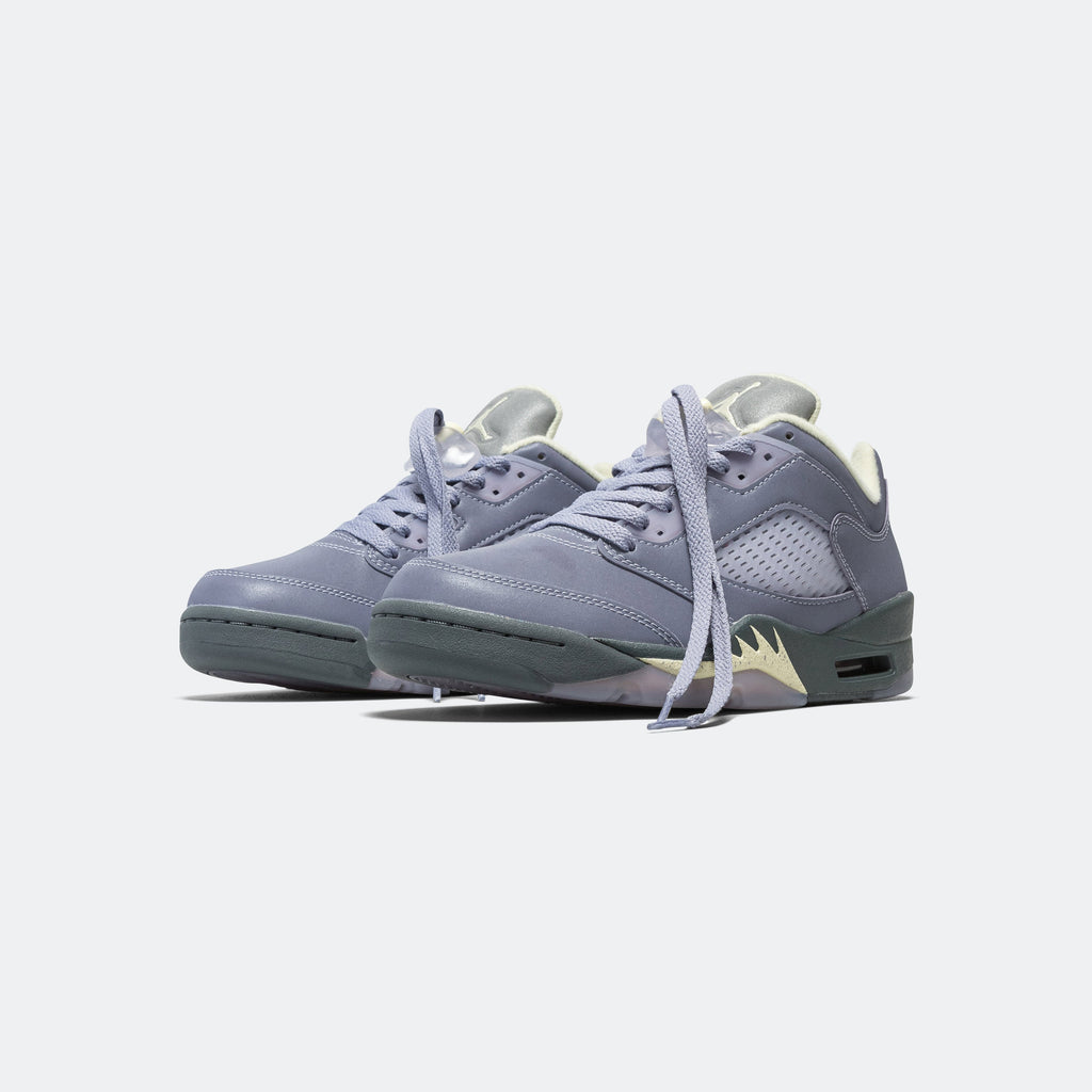 Womens Air Jordan 5 Retro Low - Indigo Haze/Fire Red-Metallic Silver
