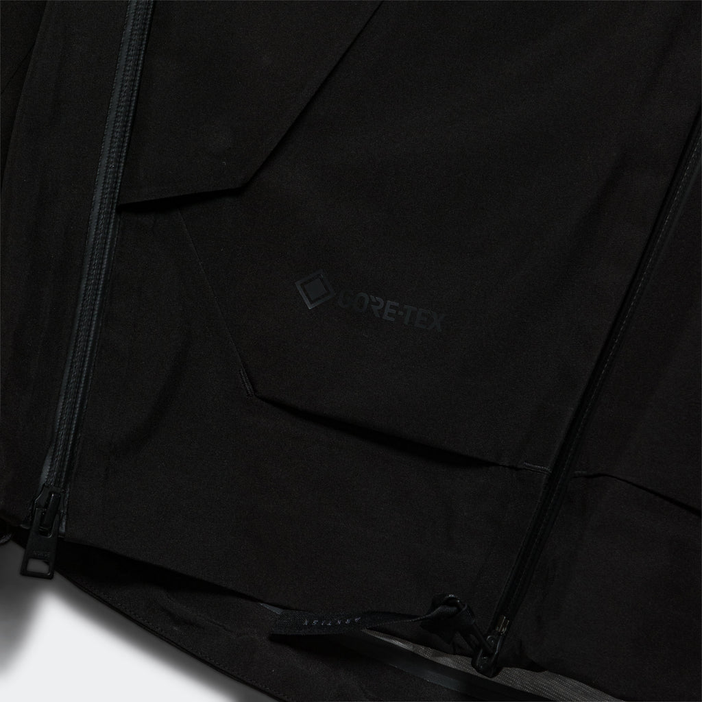 Stand Collar GORE-TEX® 3L Shell - Black