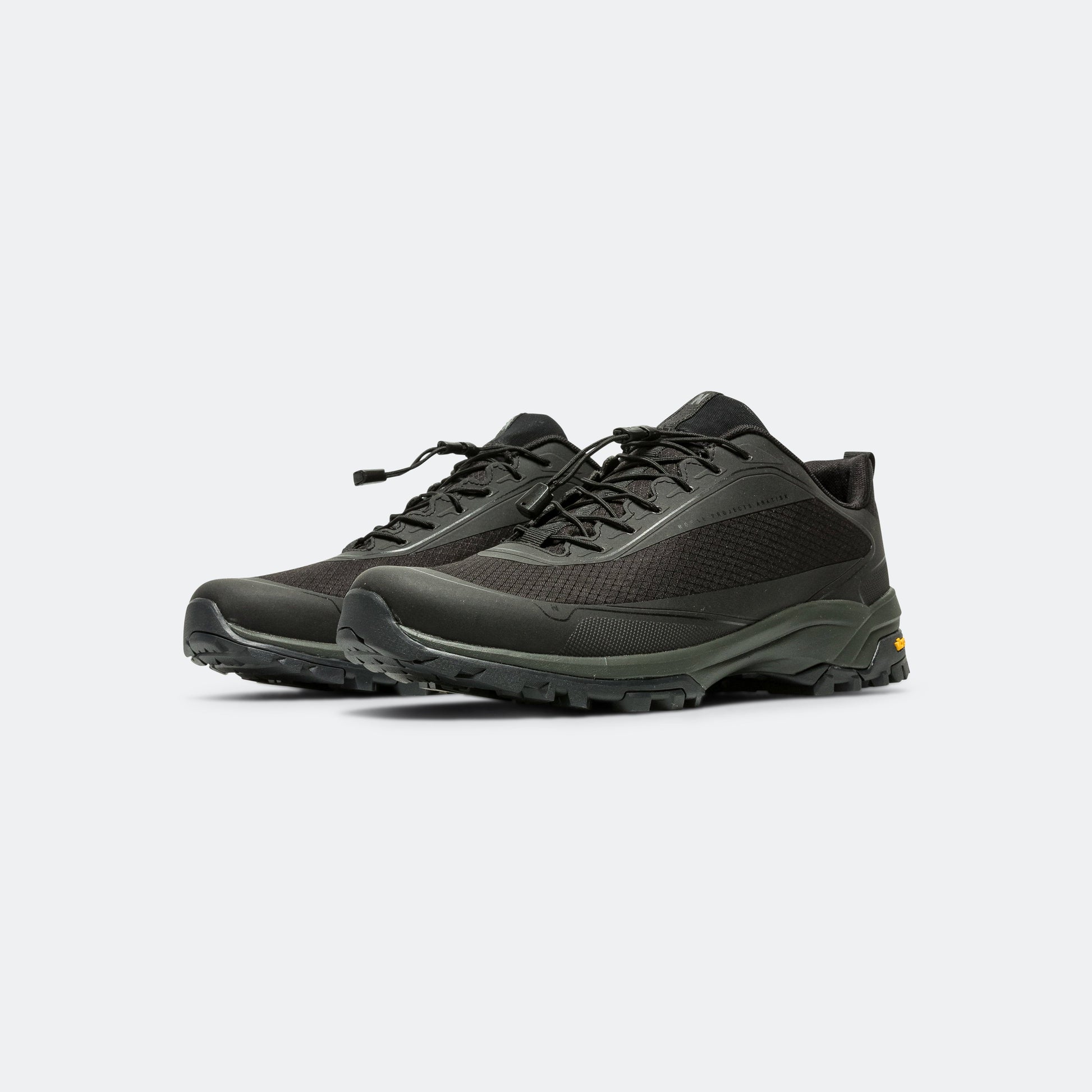 Laced Up Runner V2 - Black