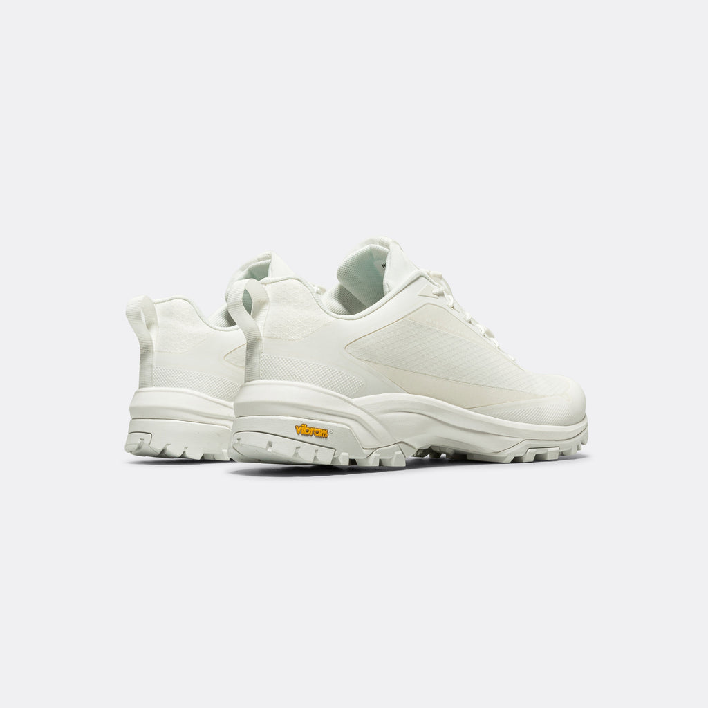 Laced Up Runner V2 - White