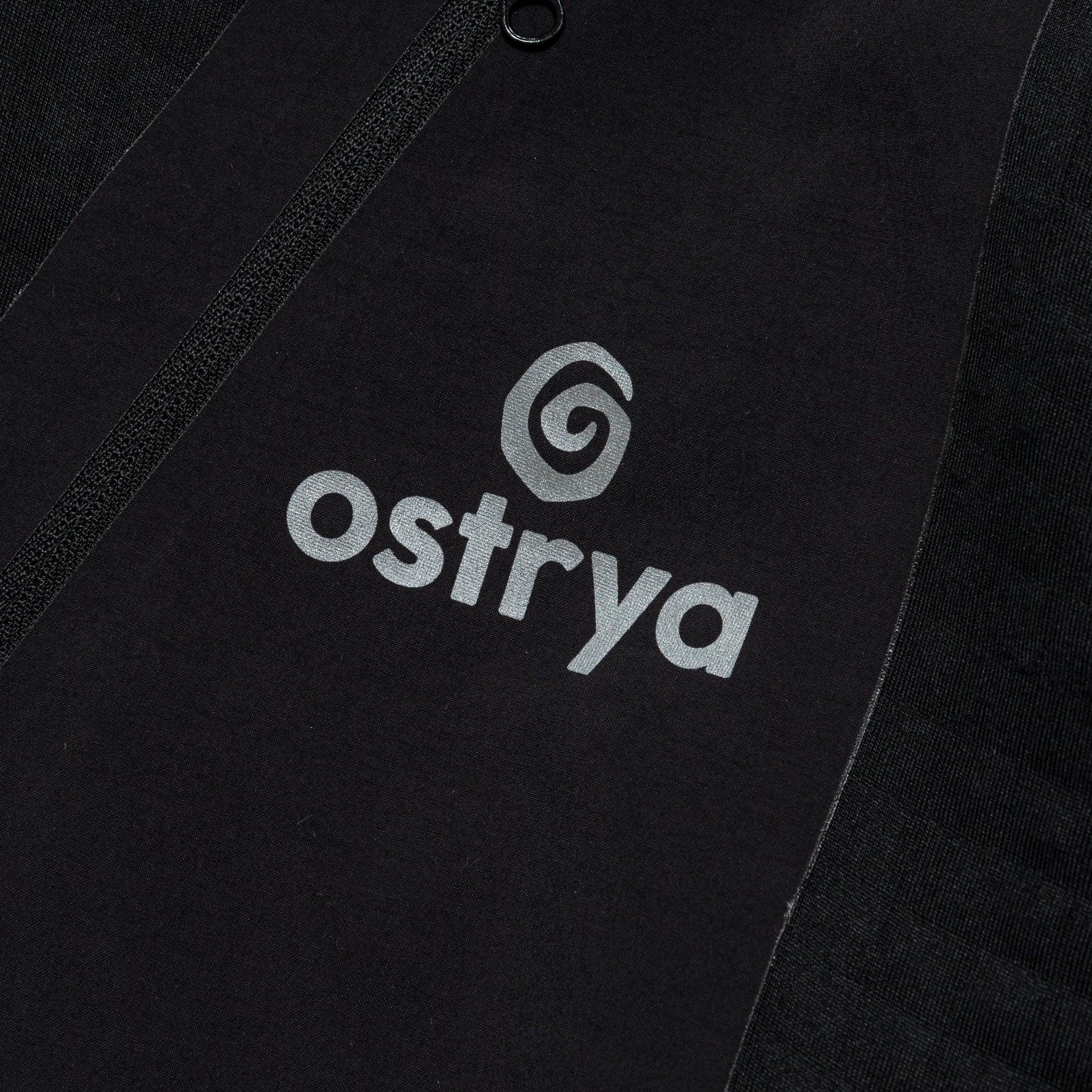 Tessellate Fleece Sweater - Black