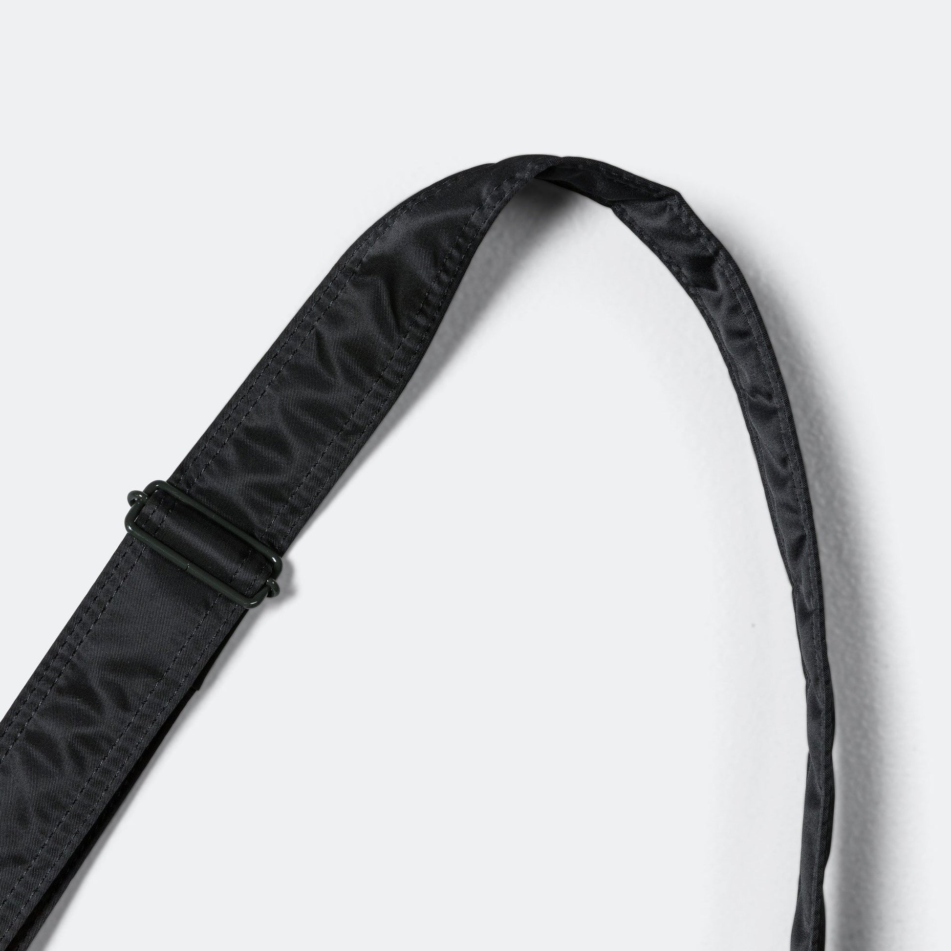 Tanker Shoulder Bag (L) - Black