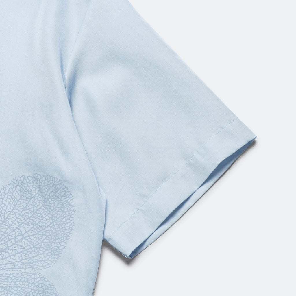 S/S Button Down - Pale Blue/Phantom Clover Print