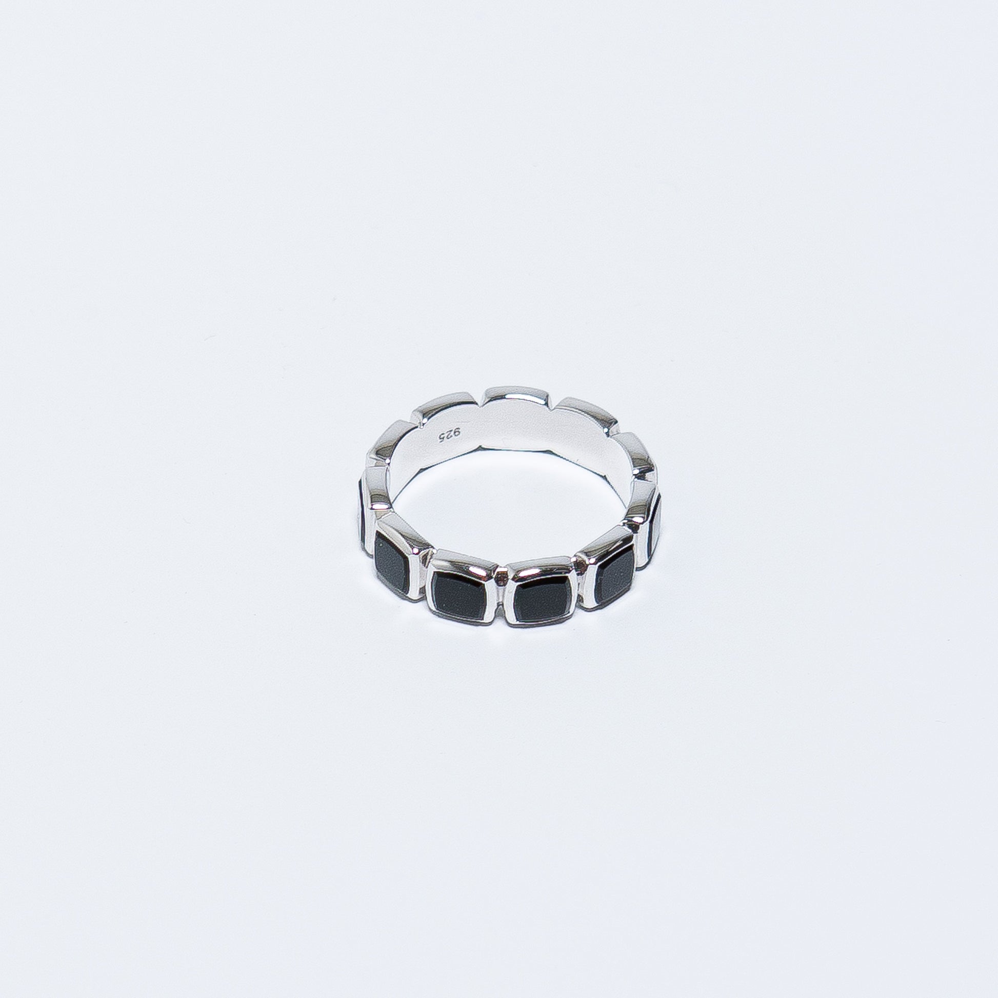 Cushion Band Ring - Polished Onyx
