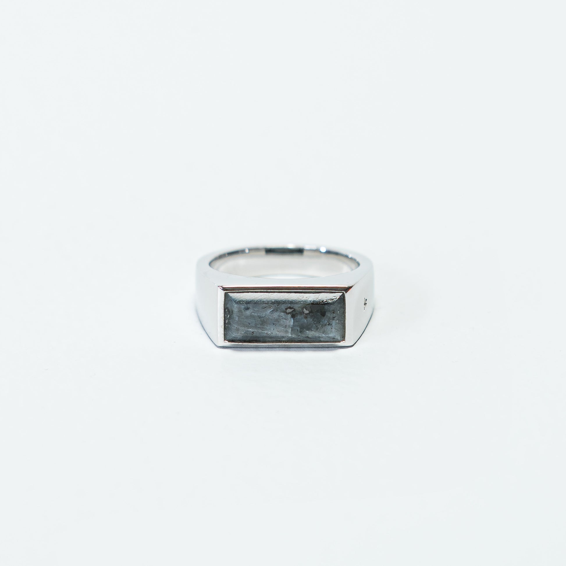 Peaky Larvikite Ring - 925 Silver