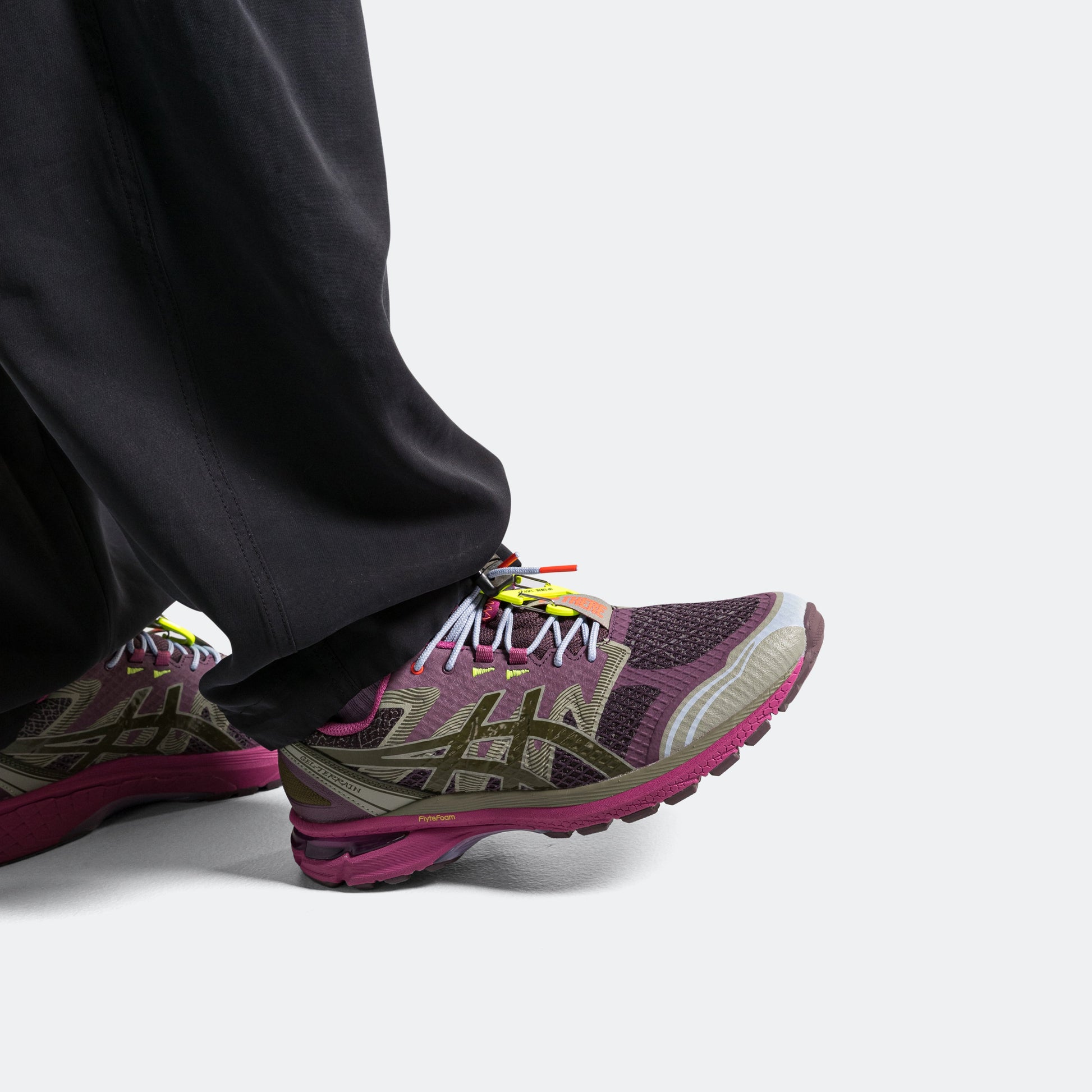 GEL-Terrain x UP THERE - Purple/Lavendar
