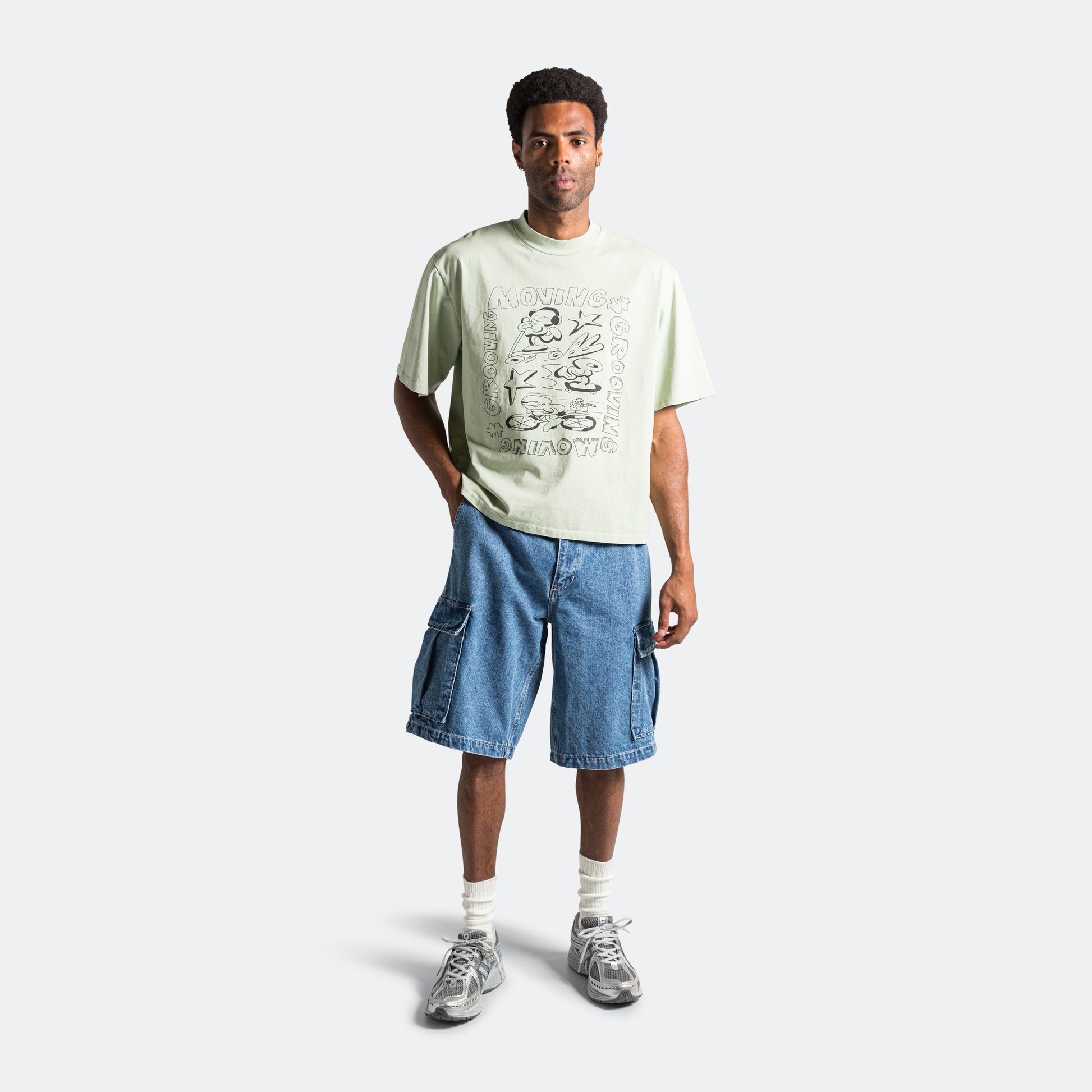 Moving & Grooving T-Shirt - Lichen Green