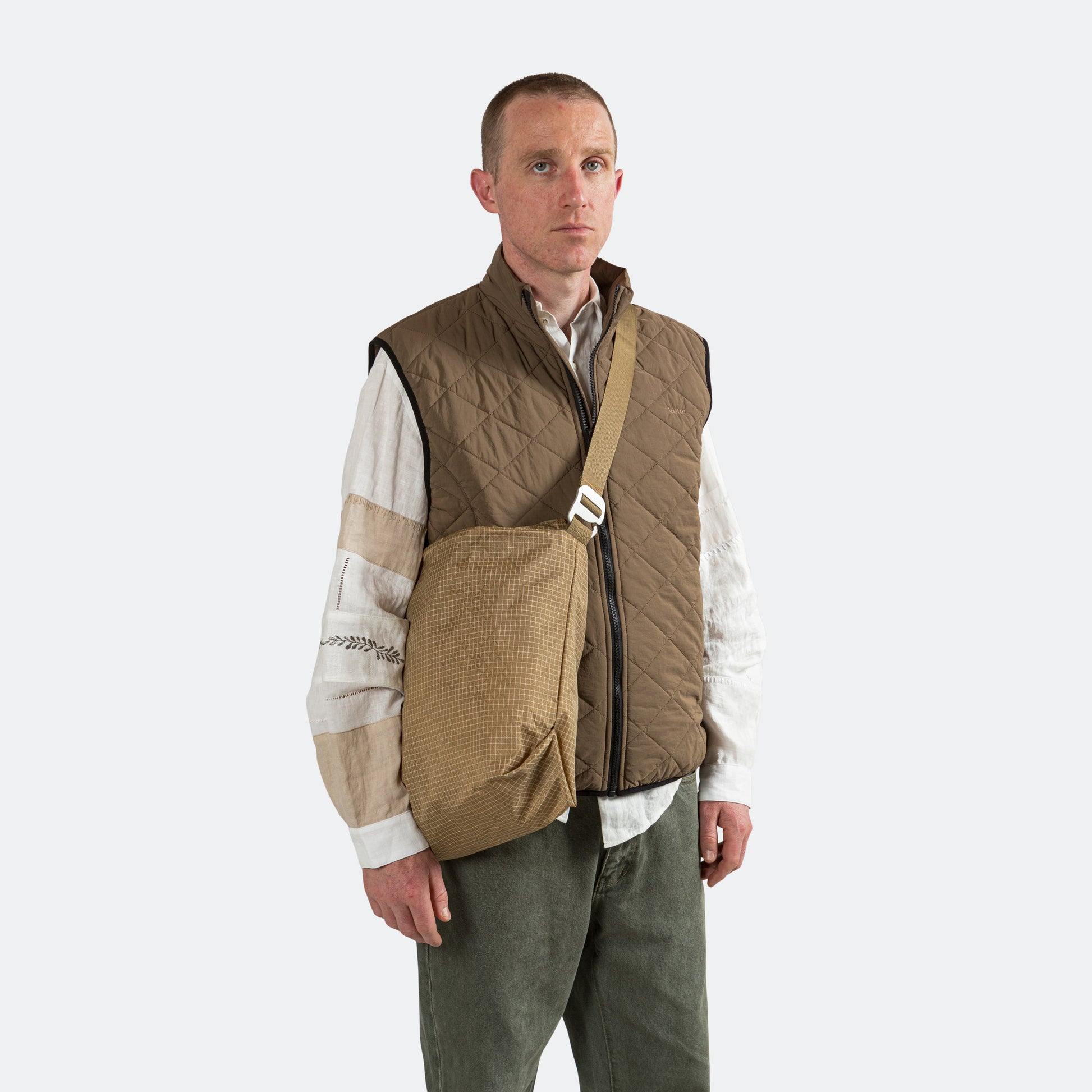 Diamond Vest - Coyote