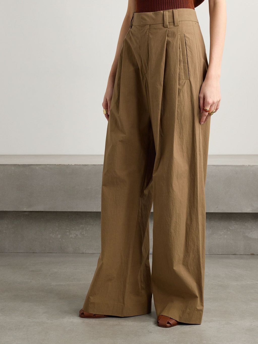 Pleated wool wide-leg pants - Beige