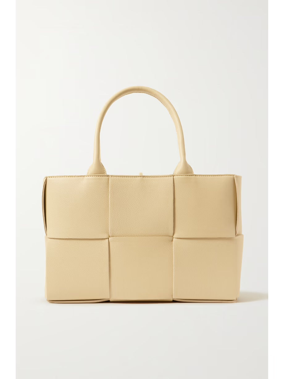 Arco intrecciato textured-leather tote - Sand